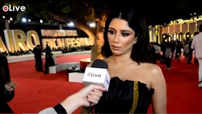 سينتيا خليفة تكشف أعمالها الجديدة: بصور مسلسل في أمريكا وآخر بمصر | فيديو