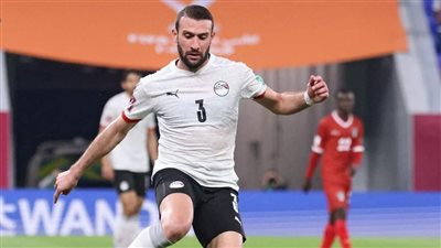 والد عمر كمال: نجلي بدأ حياته في مدرسة الأهلي.. واللعب للزمالك وسام شرف