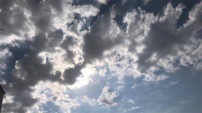 سحب وغيوم تغطي سماء كفر الشيخ اليوم الاثنين | بث مباشر