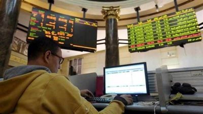 ارتفاع جماعي لمؤشرات البورصة في بداية تعاملات آخر جلسات العام الحالي