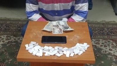 المشدد 6 سنوات لـمقاول ضُبط بحوزته 110 لفافة هيروين في الجيزة 