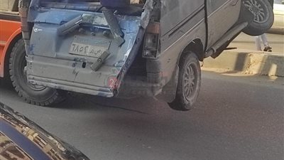 وفاة 3 أشخاص في حادثة تصادم أمام نادي الزمالك | صور