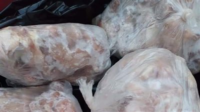 ضبط 300 كيلو دواجن فاسدة بأسواق دمياط