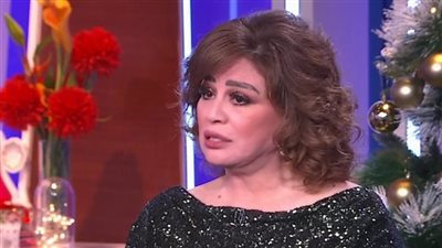 إلهام شاهين عن مشاهد البوس والأحضان: مافيش حاجة اسمها سينما نظيفة.. وده جهل | فيديوجراف
