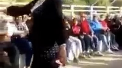 مدير تعليم المنصورة: صاحبة واقعة رقص المعلمين تنازلت عن حقها في التعيين 