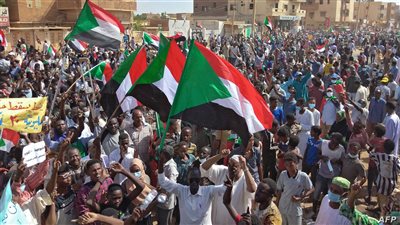 الخرطوم لا تزال مشتعلة.. هل تنجح مبادرات الحوار في وأد الفوضى بالسودان؟
