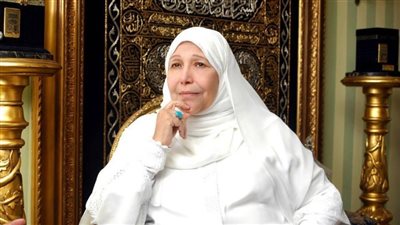 من داخل مدفن الراحلة عبلة الكحلاوي.. أسرار عن حياتها وإلقاء الدروس الدينية بالكعبة المشرفة | بث مباشر