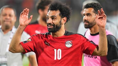 القاهرة 24 يكشف كيف أبعد صلاح اللاعبين عن ضغوط السوشيال ميديا قبل صدام الكاميرون
