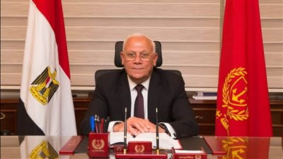 إحالة مواطن للنيابة العامة لبنائه مخزن مخالف ملحق بمسجد في بورسعيد| فيديو