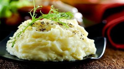 تساعد على خفض الضغط.. طريقة عمل البطاطس البورية