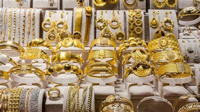 سعر الذهب في مصر اليوم الأربعاء.. عيار 21 بـ 7230 جنيهًا