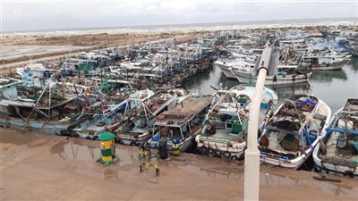 بث مباشر| لليوم الثالث.. وقف حركة الصيد بـ كفر الشيخ بسبب التقلبات الجوية