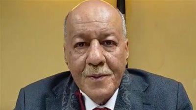 محامي رشوان توفيق: خلاف موكلي مع ابنته أسري وليس ماديًا | فيديو