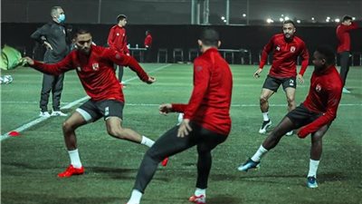 الأهلي في المونديال.. سلبية المسحة الطبية للاعبين قبل مواجهة الهلال السعودي