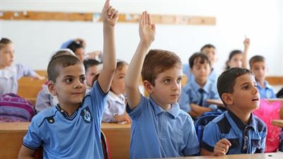 حقيقة حذف أجزاء من مناهج الصف الرابع الابتدائي بالفصل الدراسي الثاني | بث مباشر