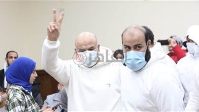 لسماع مرافعة الدفاع.. وصول المتهمين في قضية الآثار الكبرى للمحكمة