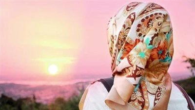 أزهري عن الفتاة التي تخلع حجابها يوم زفافها: الخنزير سُمّي بذلك لأنه لا يغار على أنثاه