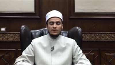 هل قراءة الروايات في رمضان تبطل الصيام؟.. أمين الفتوى يجيب