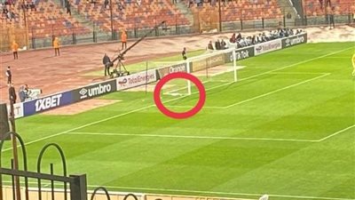 رمى الفوطة وجري.. هل وضع السحر الأسود الكلمة الأخيرة في مباراة الزمالك والوداد؟ | صورة