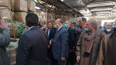 محافظ القاهرة يعلن أماكن منافذ بيع السلع الأساسية بأسعار مخفضة 