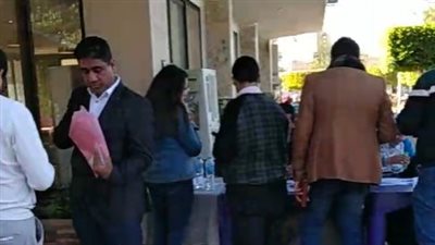 إقبال كبير من الأعضاء على انتخابات التجديد النصفي بنقابة الأسنان بأسيوط | بث مباشر