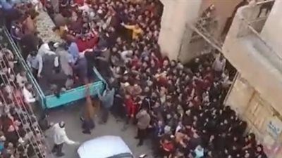 المئات يشيعون جثامين 5 من ضحايا غرق مركب الهجرة غير الشرعية بالمنوفية | بث مباشر