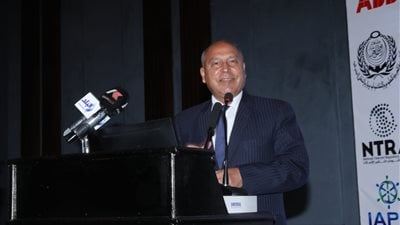 الوزير يشهد توقيع مذكرات تفاهم بين وزارة النقل المصرية ومجموعة موانئ أبو ظبي