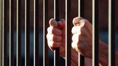  حبس المتهمين بحيازة 156 طربة حشيش و6 أسطوانات هيروين بالشرقية