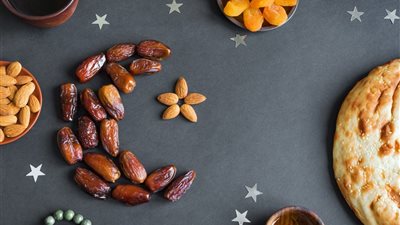 أخصائية تغذية توضح كيفية خسارة الوزن في رمضان