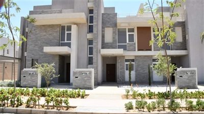 الإسكان تطرح أراضٍ وفيلات بمشروع بيت الوطن للمصريين بالخارج