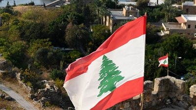 27 مليار دولار ديونا خارجية.. كيف تحول لبنان من سويسرا الشرق إلى بلد مهدد بالإفلاس؟