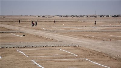  منها إيصال مقدم الحجز.. الإسكان تحدد الأوراق المطلوبة لتسليم الأراضي للأفراد | بث مباشر