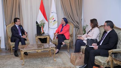 وزيرة البيئة تبحث مع مدير عام الإيسيسكو أوجه التعاون المشترك 