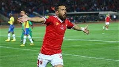 تقلص فرص علي معلول في تدعيم الأهلي أمام الرجاء المغربي