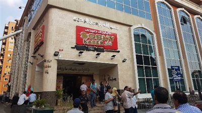 صاحب مطعم صبحي كابر يستغيث من أحد كبار نظام مبارك: قالي هقفلك المطعم لو مدفعتش | فيديو