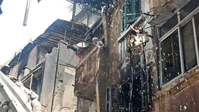 ماس كهربائي بمحل وخسائر بالملايين.. المعاينة الأولية تكشف سبب حريق سوق الورق بالمنشية