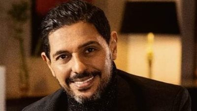 المايسترو هاني فرحات يتعرض لوعكة صحية مفاجئة أثناء حفل محمد عبده