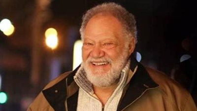 مخجل وملتصق بالجسم أكثر من المايوه.. يحيى الفخراني يثير الجدل بحديثه عن البوركيني | فيديو
