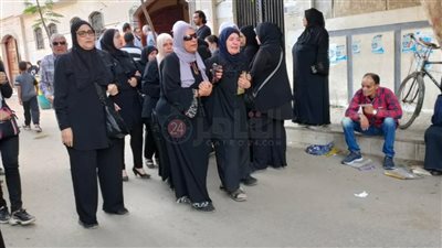بالدعاء والدموع.. أهالي طنطا يشيعون جثمان قاضٍ صدمه توك توك يقوده طفل 