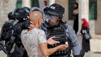 إصابة 5 فلسطينيين في مواجهات مع الاحتلال الإسرائيلي بالقدس المحتلة 
