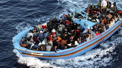 الحكم بالمشدد من 5 إلى 10 سنوات للمتهمين بتهريب أشخاص إلى إيطاليا