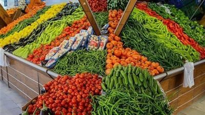 البامية بـ 30 جنيهًا والسمك البوري بـ 90.. تباين الأسعار في الأسواق المصرية اليوم | بث مباشر