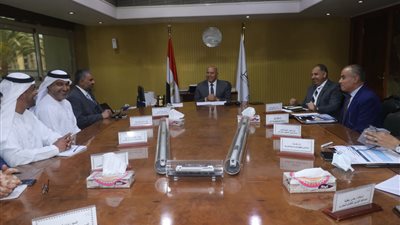 النقل: تأسيس شركة مشروع مع موانئ أبو ظبي لإدارة كافة أوجه التعاون في النقل النهري