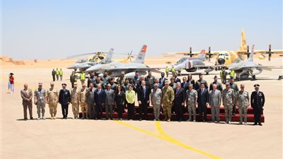 القوات الجوية تحتفل بمرور 40 عاما على هبوط أول طائرة F16 بالبلاد