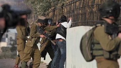 الأسرى الفلسطينيون في سجون الاحتلال الإسرائيلي يعلنون الإضراب عن الطعام اليوم