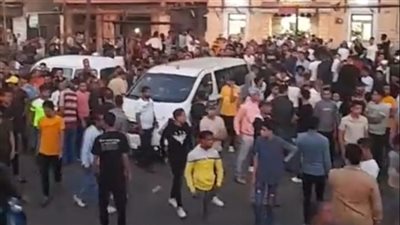بث مباشر| بكاء وانهيار أصدقاء عريس الإسكندرية خلال تشييع جثمانه بعد وفاته بطلقة طائشة في حفل زفافه