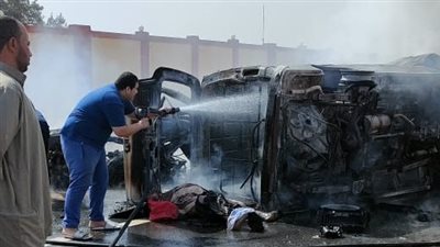 تفحم 7 جثث في انقلاب سيارتين واشتعال النيران بهما بطريق السويس