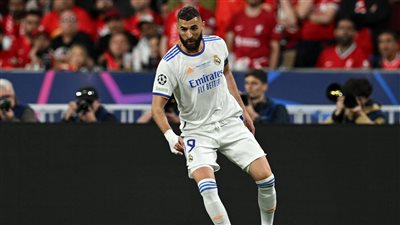 ريال مدريد يبحث عن بديل كريم بنزيما