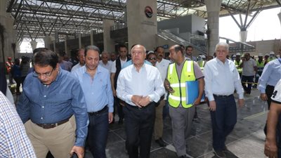 وزير النقل: وصول 6 قطارات إلى مشروع مونوريل العاصمة الإدارية