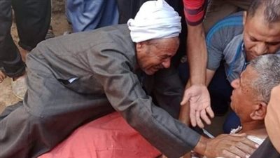 إغماء وانهيار صديقاتها.. تفاصيل مصرع طالبة بالثانوية الفنية أسفل عجلات القطار بالفيوم | بث مباشر
